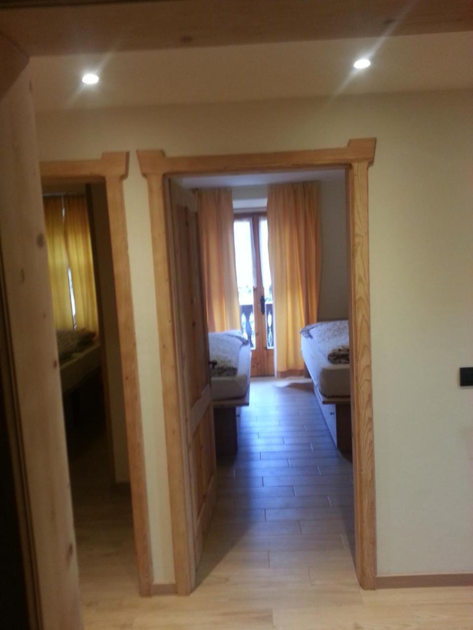 Chalet Del Sole Per Gruppi ลีวินโญ ภายนอก รูปภาพ